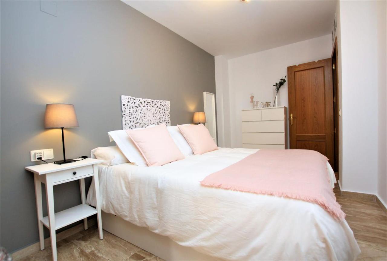 Apartamento Beachfront La Jacaranda Marbella Exterior photo